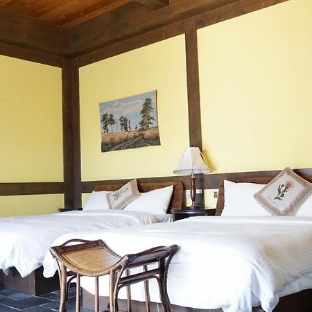 プロヴァンス ローズ ロッジ イン チーン ジーン B&B 仁愛郷 エクステリア 写真