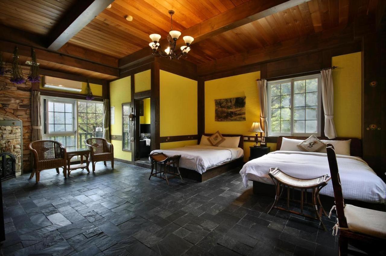 プロヴァンス ローズ ロッジ イン チーン ジーン B&B 仁愛郷 エクステリア 写真