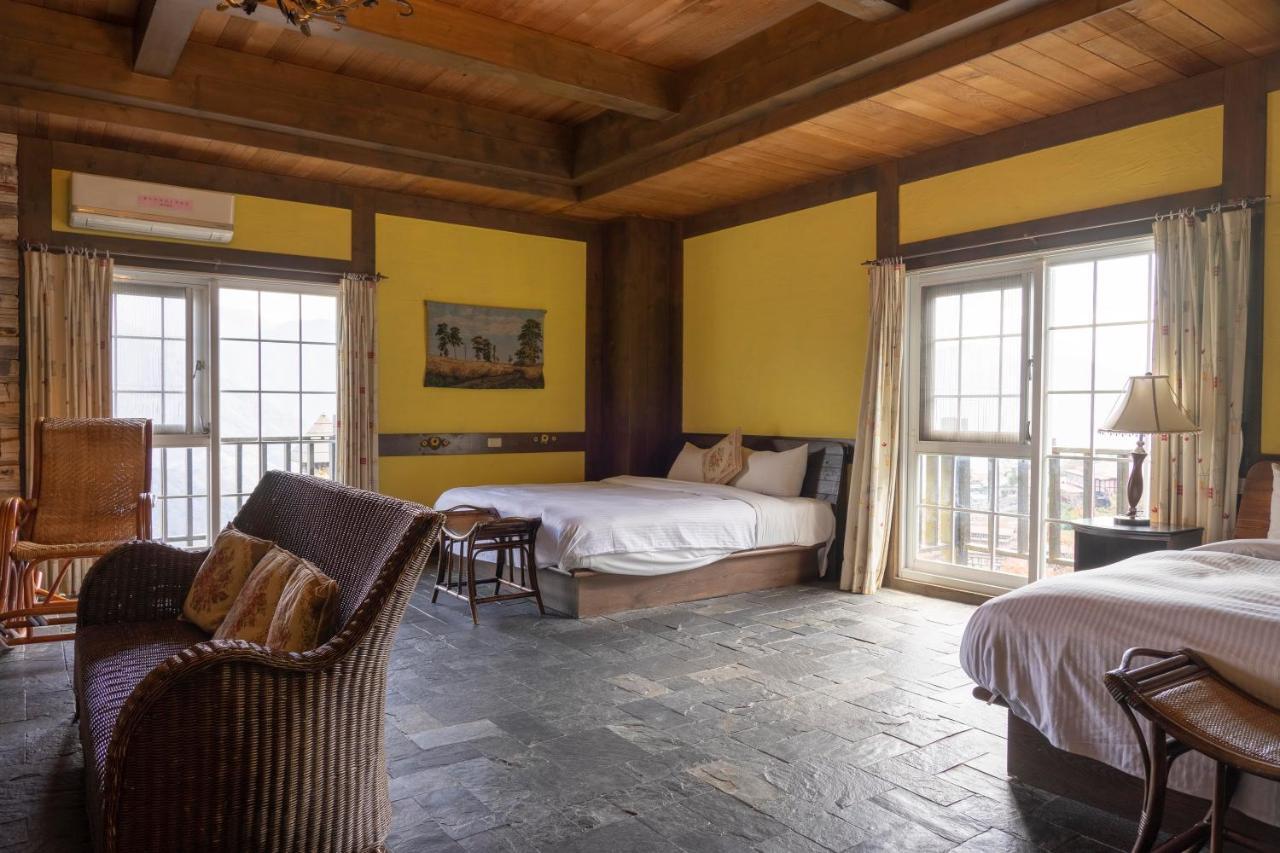 プロヴァンス ローズ ロッジ イン チーン ジーン B&B 仁愛郷 エクステリア 写真