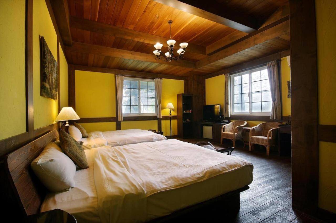 プロヴァンス ローズ ロッジ イン チーン ジーン B&B 仁愛郷 エクステリア 写真