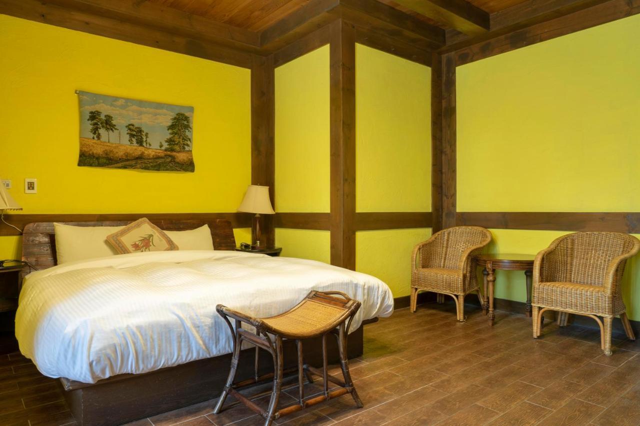 プロヴァンス ローズ ロッジ イン チーン ジーン B&B 仁愛郷 エクステリア 写真